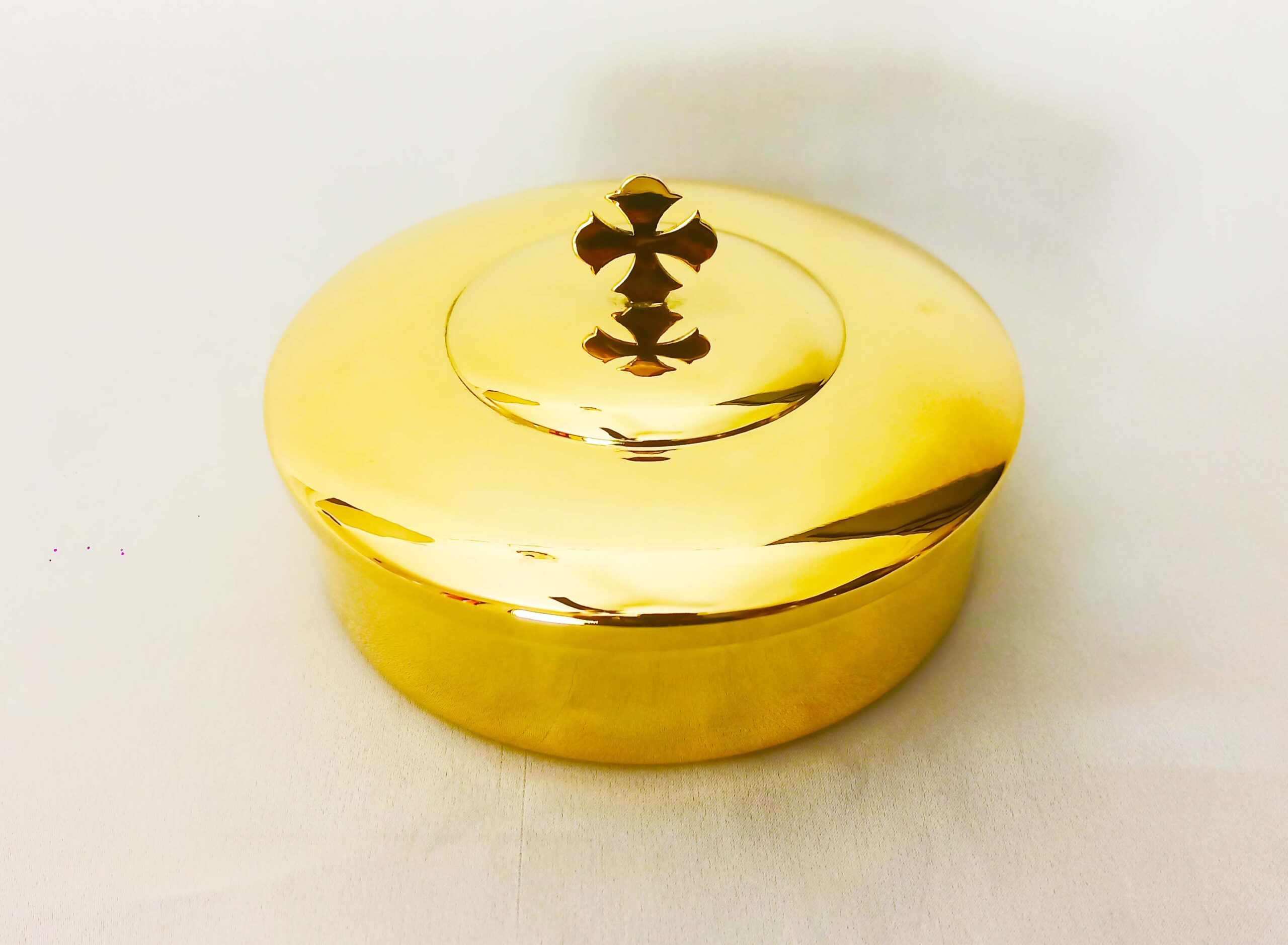 Host Case / Wafer Box